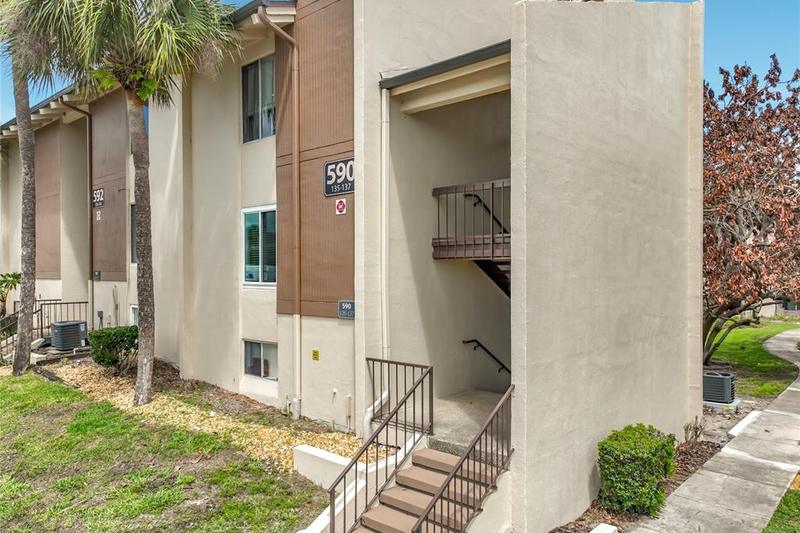 590 Orange Dr #136, Altamonte Springs, FL 32701